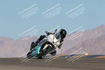 media/Oct-01-2023-SoCal Trackdays (Sun) [[4c570cc352]]/Turn 9 Set 2 (10am)/